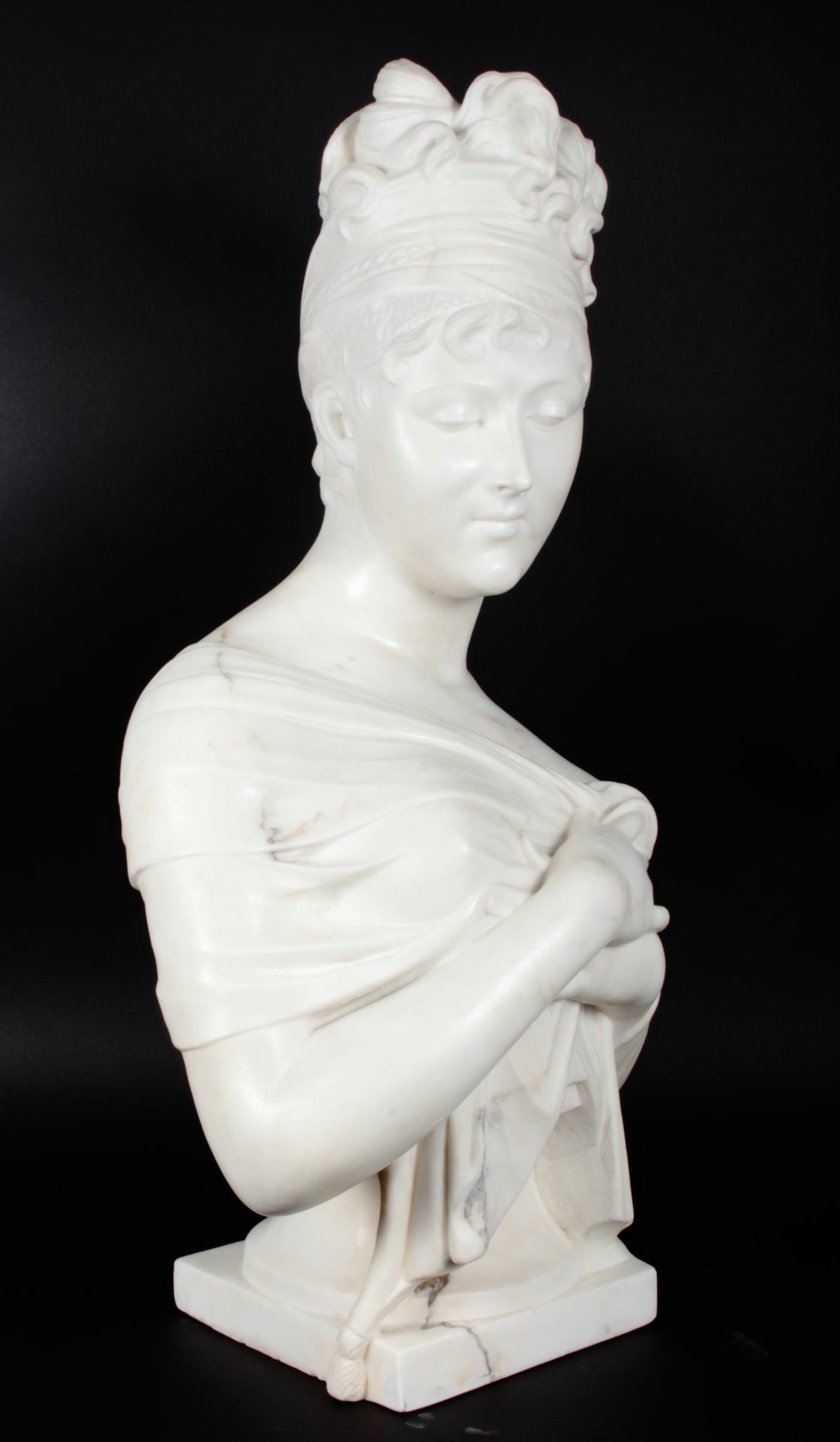 Mramorová busta madam Juliette Récamier
