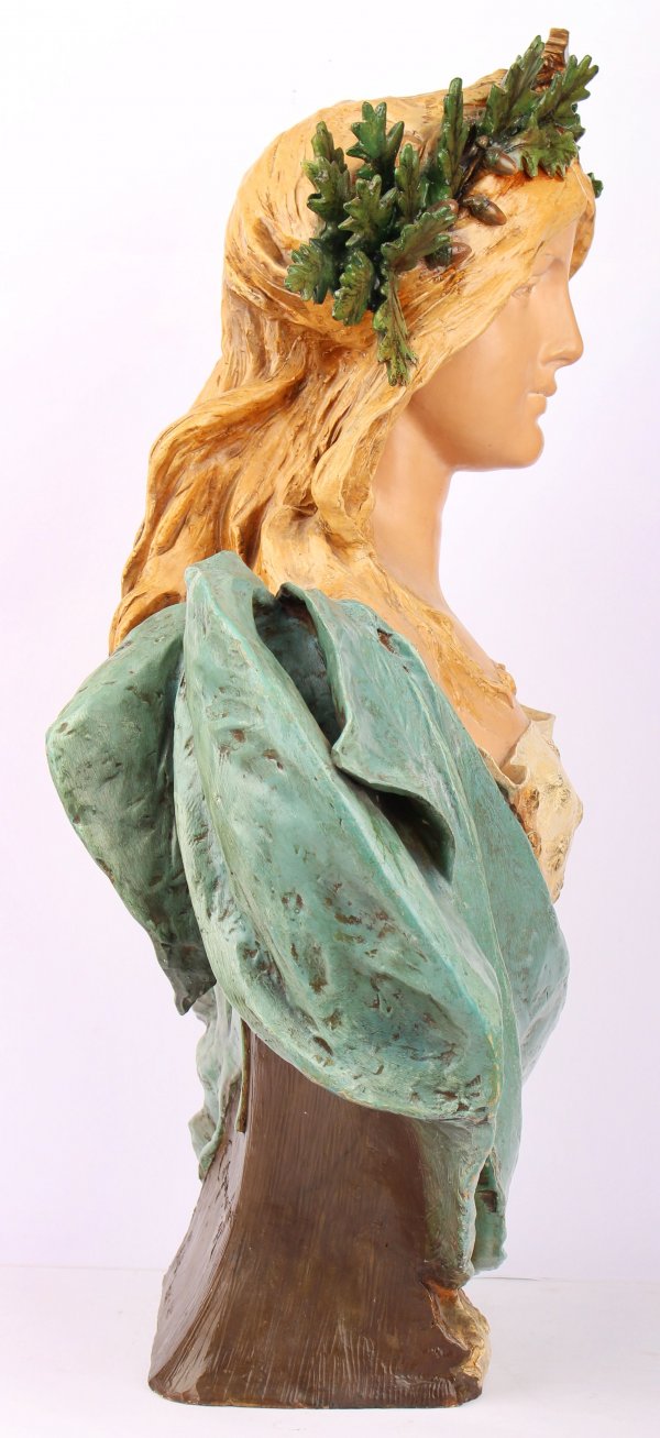 Secesní busta dívky - Eduard Stellmacher