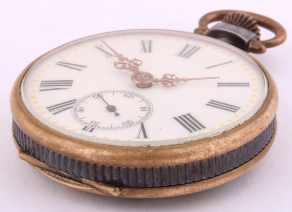 Secesní, plasticky zdobené pánské dvouplášťové kapesní hodinky 