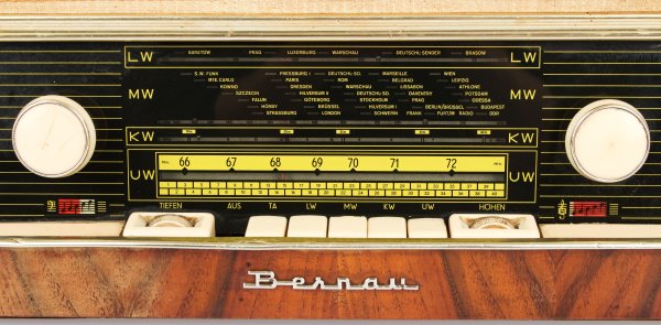 Lampové rádio Bernau/Nauen Stern-Radio Berlin 