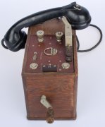 Polní telefon