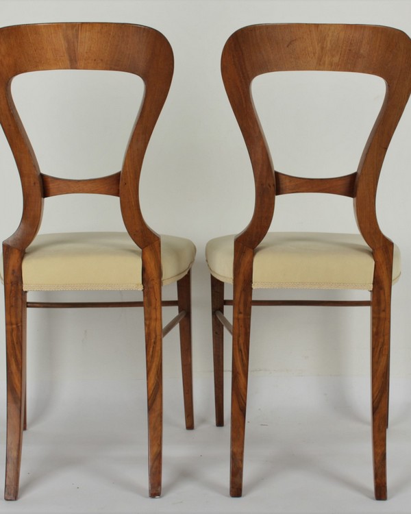 Pár biedermeierových židlí