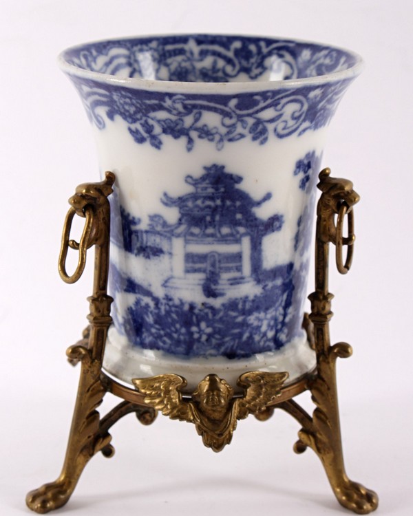 Locket vase with brass mounting