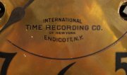  Nástěnné hodiny - International time recording