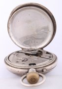 Stříbrné trojplášťové pánské kapesní hodinky s řetízkem