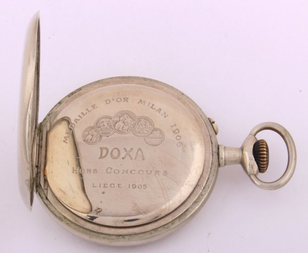 Velké, pánské dvouplášťové hodinky Doxa
