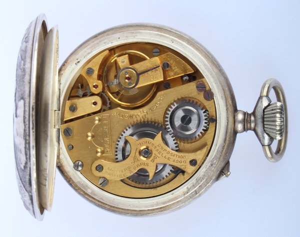 Kapesní pánské hodinky Roskopf plasticky zdobené - parní lokomotiva, obecný kov