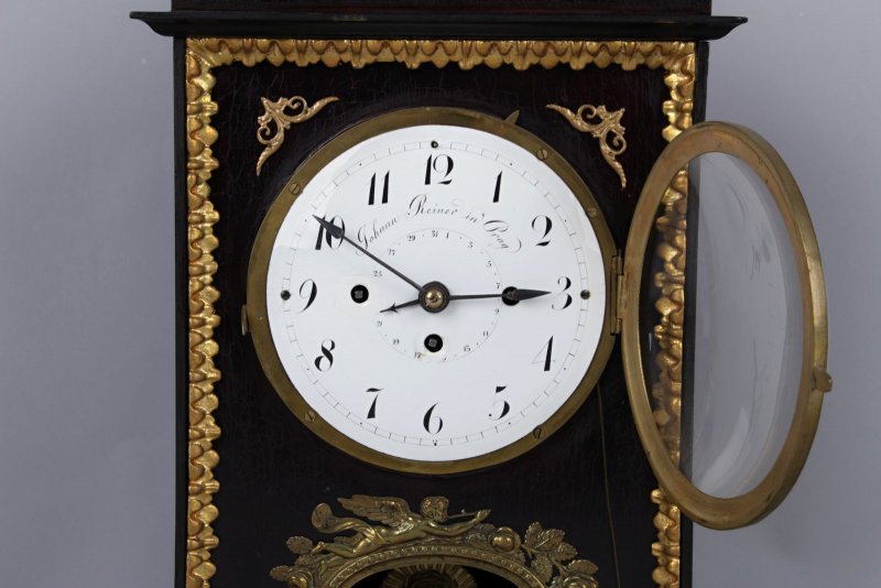 Empírové hodiny - Johann Reiner in Prag 