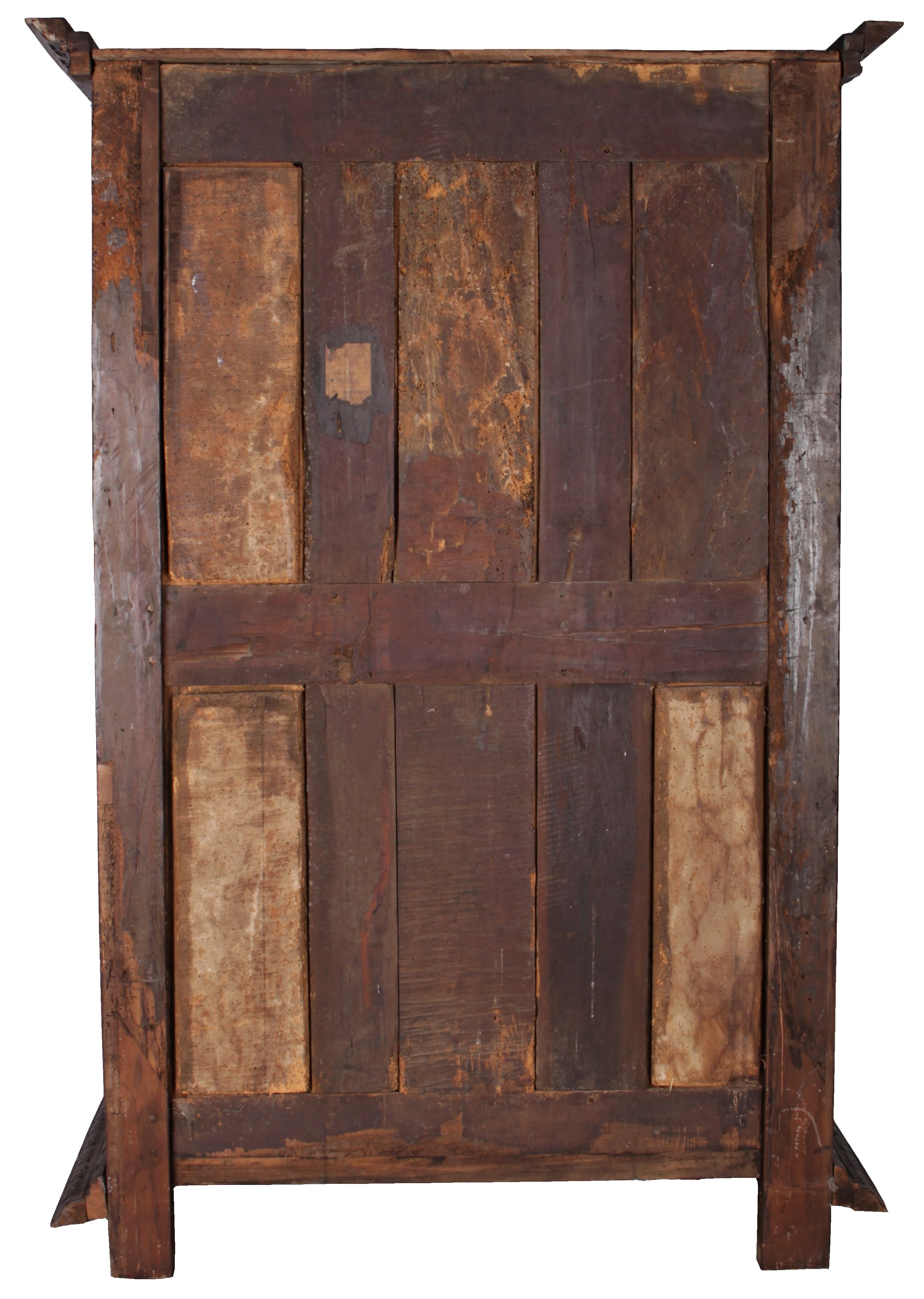 A Rare Renaissance cabinet with carved portraits and coats of arms, 17th century